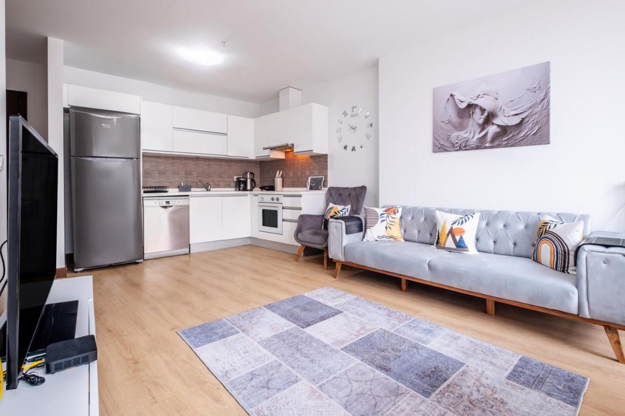 اسطنبول Charming Flat With City View In Atasehir المظهر الخارجي الصورة